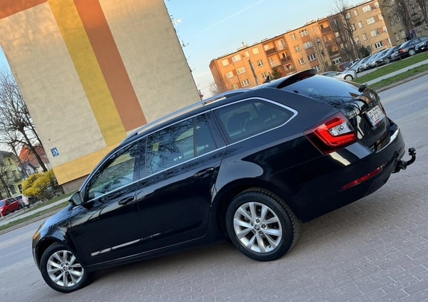 Skoda Octavia cena 48700 przebieg: 182555, rok produkcji 2017 z Pszczyna małe 742